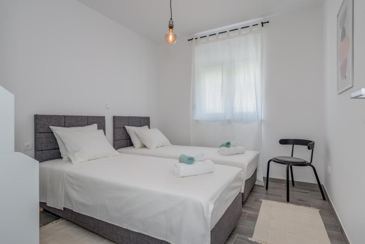 New And Chic Place Near Old Town Of Trogir Kültér fotó