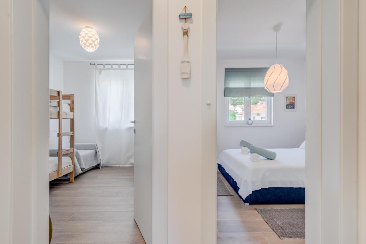 New And Chic Place Near Old Town Of Trogir Kültér fotó